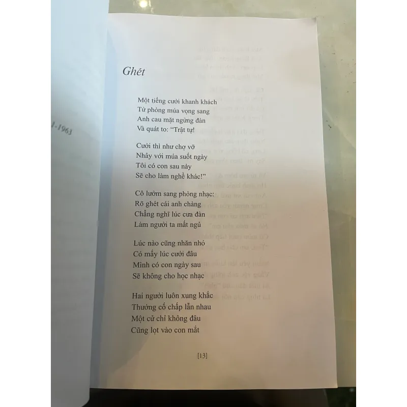 TUYỂN THƠ XUÂN QUỲNH: KHÔNG BAO GIỜ LÀ CUỐI  999166