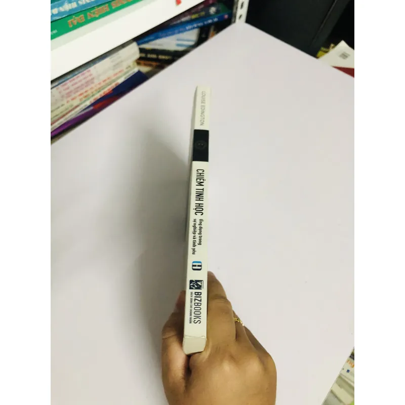 CHIÊM TINH HỌC ỨNG DỤNG TRONG SỰ NGHIỆP VÀ TÌNH YÊU  600116