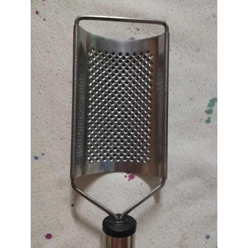 Dụng cụ bào gừng inox tay cầm chống trượt 735502