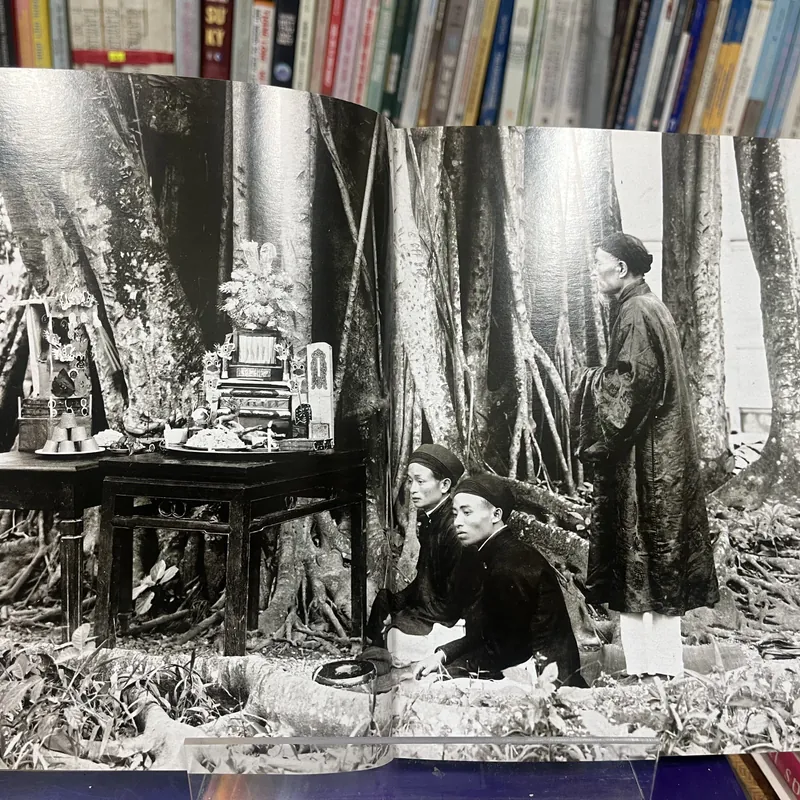 A CENTURY IN ASIA - MỘT THẾ KỶ Ở CHÂU Á: LỊCH SỬ TRƯỜNG VIỄN ĐÔNG BÁC CỔ( 1898-2006)  596618