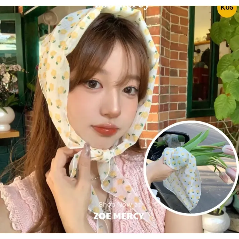 Khăn turban tam giác hình hoa vàng 590397