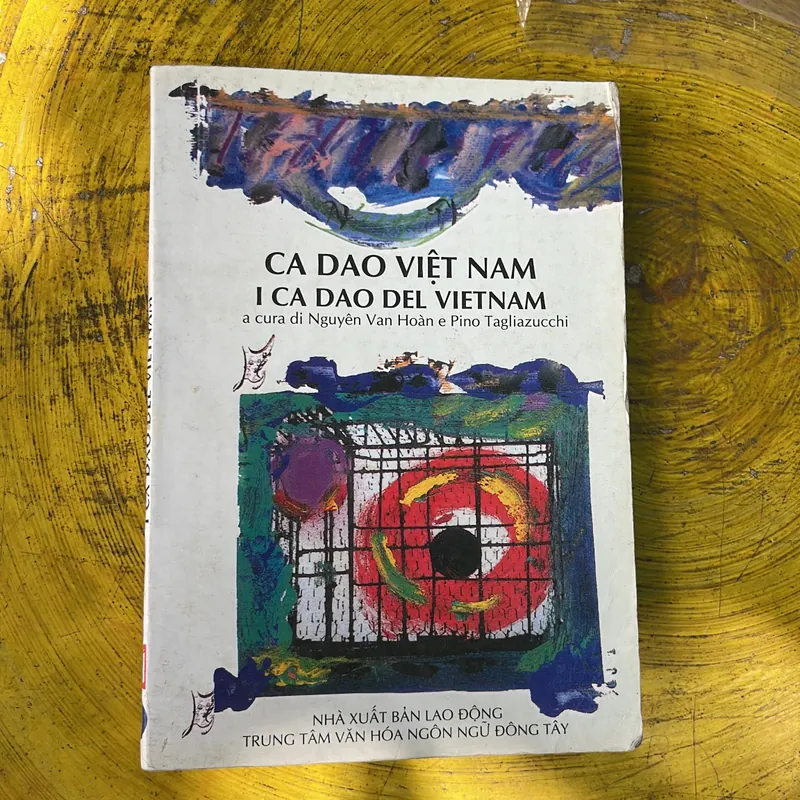 COMBO STORIES OF THE NGUYỄN DYNASTY’S KINGS & CA DAO  VIỆT NAM - I CA DAO DEL VIETNAM 735790