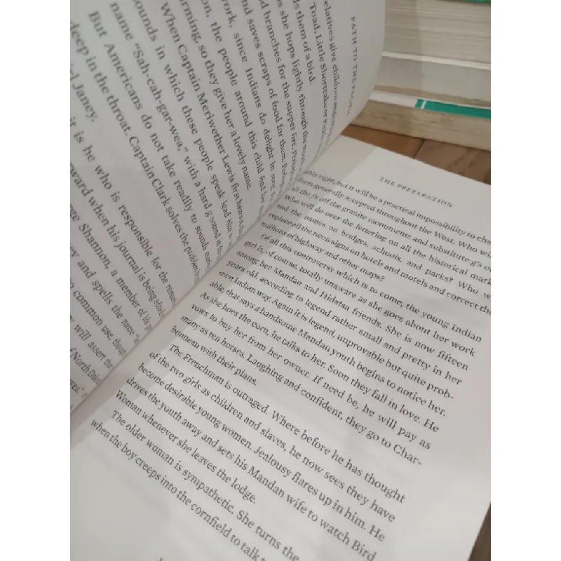 Path to the Pacific: The story of Sacagawea - Neta Lohnes Frazier 708597