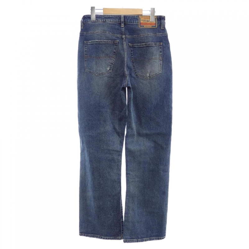 【Mã giảm giá】Quần jeans DIESEL 653944
