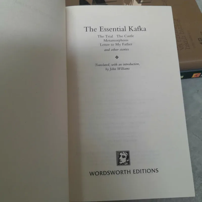 THE ESSENTIAL KAFKA - FRANZ KAFKA 1005670