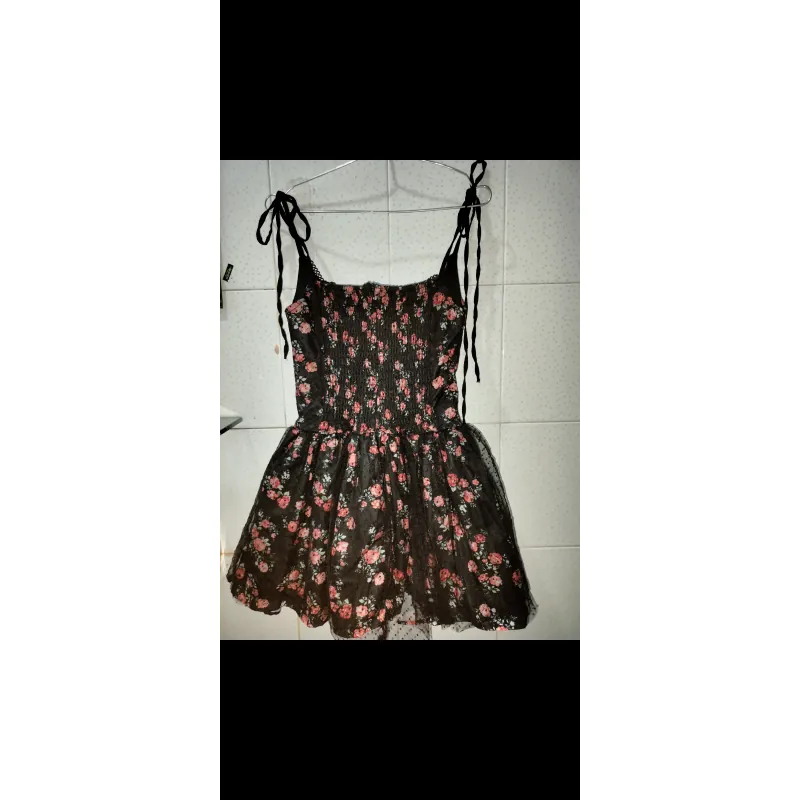 Váy đen hoa hồng ôm body mặc 1 lần miễn phí ship 1025762