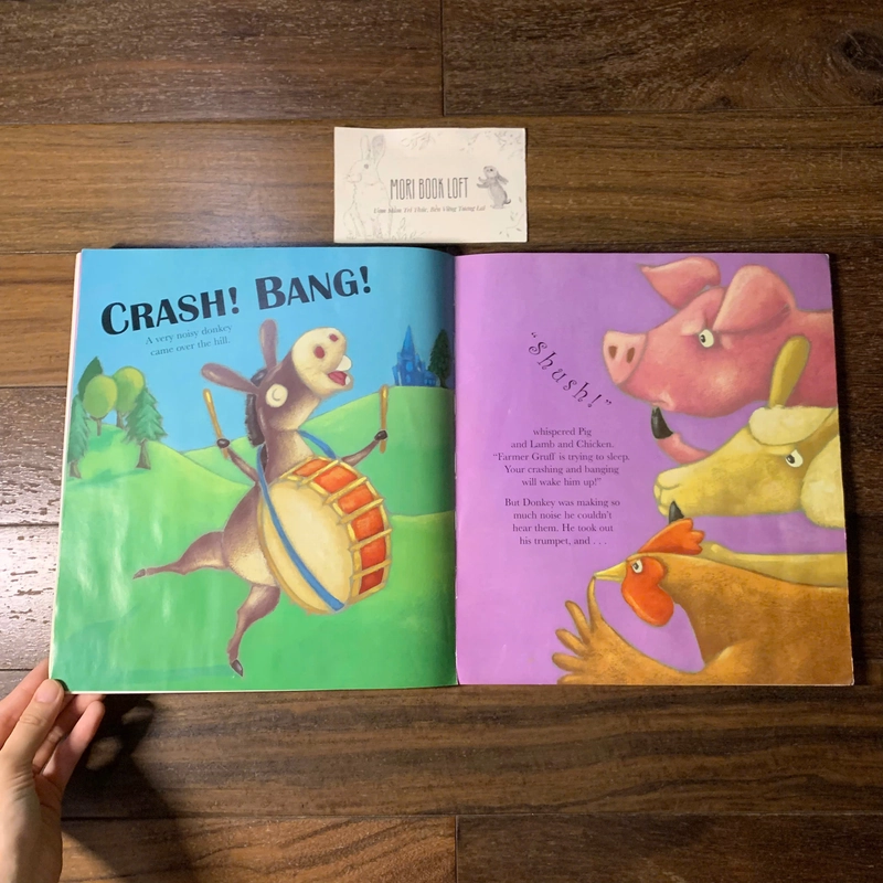 Sách ngoại văn Crash Bang Donkey!, Used, Khổ Lớn 532087