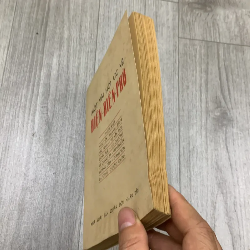 Một vài hồi ức về điện biên phủ, tập 2 1964. 10a2 1025700