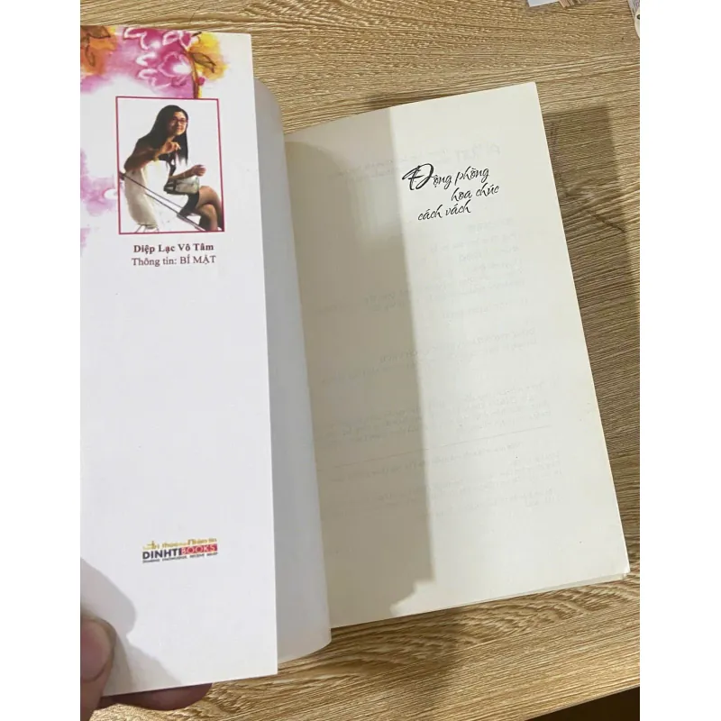 Động phòng hoa chúc cách vách 1010794