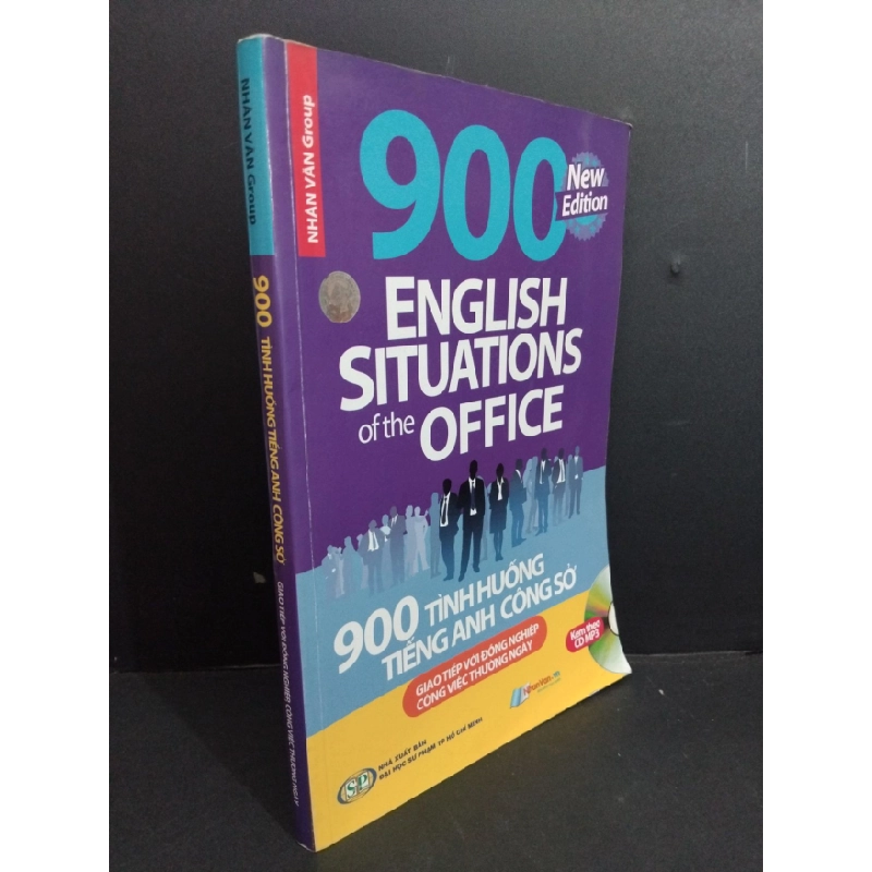 [Phiên Chợ Sách Cũ] 900 tình huồng tiếng anh công sở Giao tiếp với đồng nghiệp, công việc thường ngày 2014 2303 428894