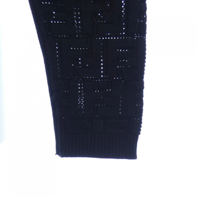 【Mã giảm giá】FENDI Áo len 644811