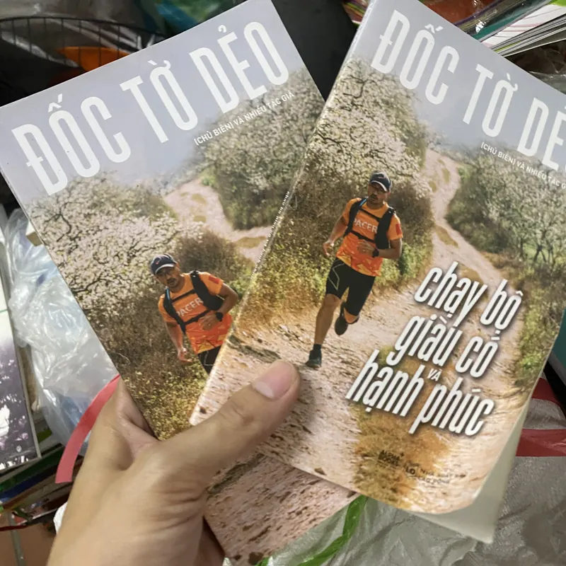 Sách Chạy bộ giàu có và hạnh phúc 313867