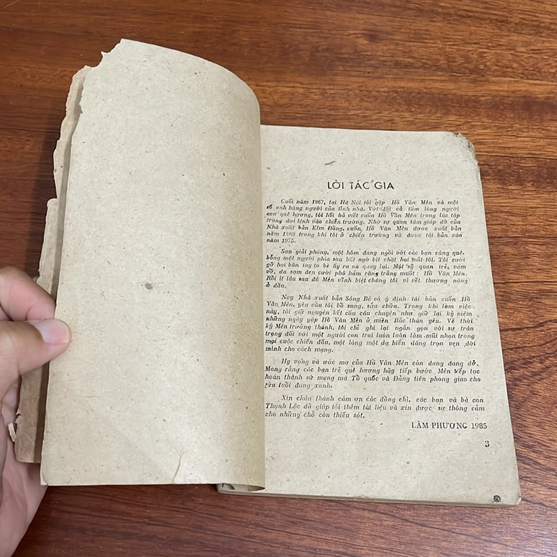 [Sách Xưa] - II Văn Học: Hồ Văn Mên _ Dũng Sĩ Diệt Mỹ - Lâm Phương - 1985 503731
