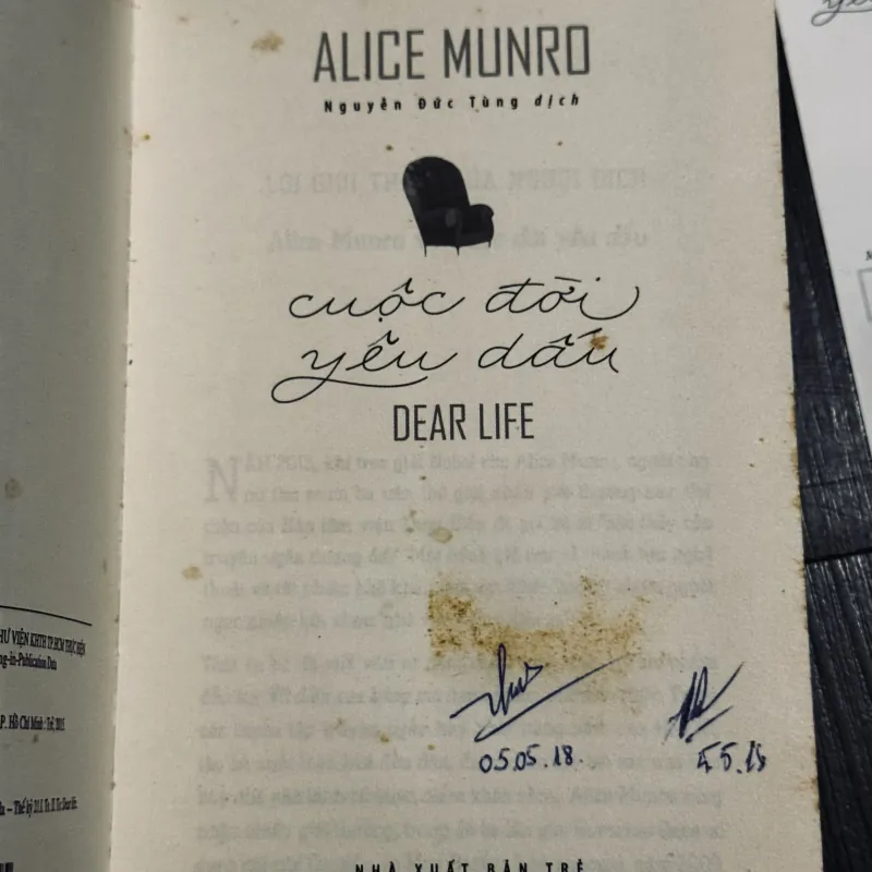 Cuộc đời yêu dấu 745279