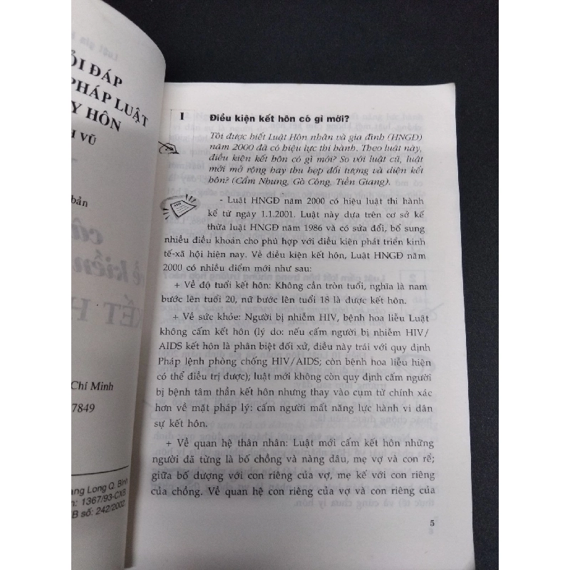 101 Câu hỏi đáp về kiến thức pháp luật kết hôn và ly hôn mới 70% ố vàng gấp trang 2002 HCM2207 Luật gia Huỳnh Minh Vũ GIÁO TRÌNH, CHUYÊN MÔN 916523