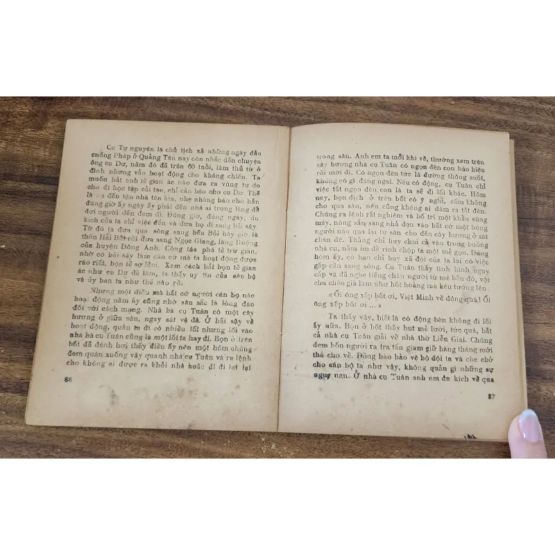 Truyện ký của nhà thơ Quang Dũng (in 1981) 751030