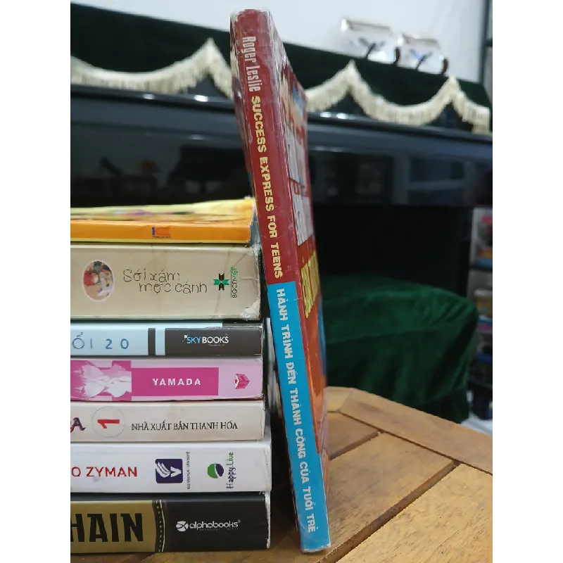 Hành trình đến thành công của tuổi trẻ (Success Express for Teens) — Roger Leslie 577635
