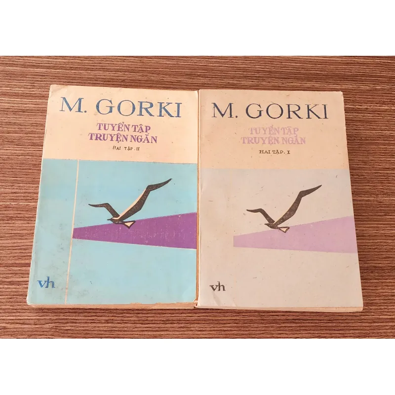 Bộ 2q tuyển truyện ngắn của nhà văn Nga Maxim Gorky 763735