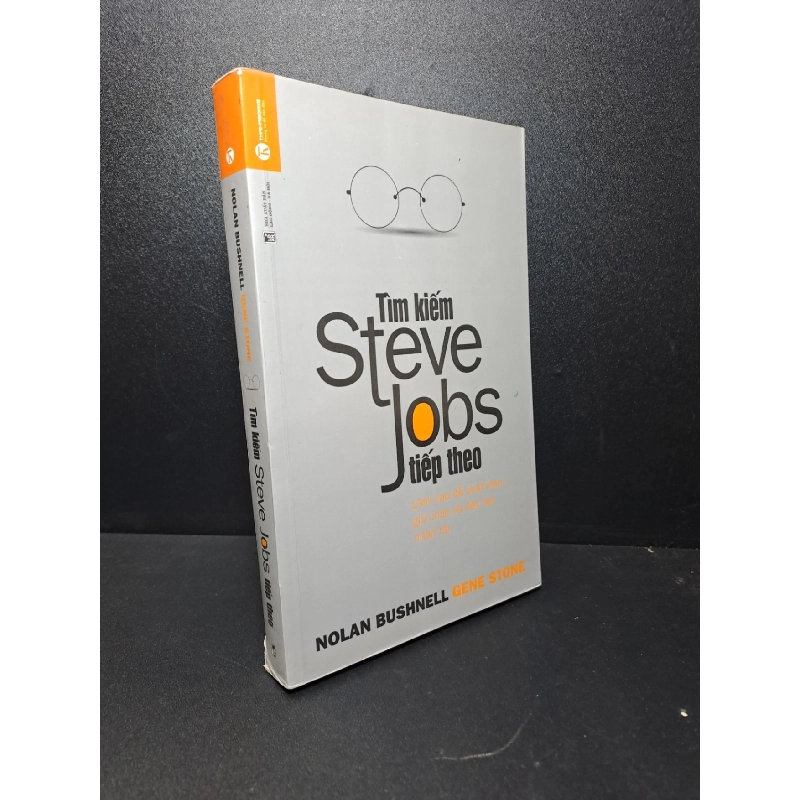 Tìm kiếm Steve Jobs tiếp theo Gene Stone 2014 mới 80% chóc gáy HCM0809 912010