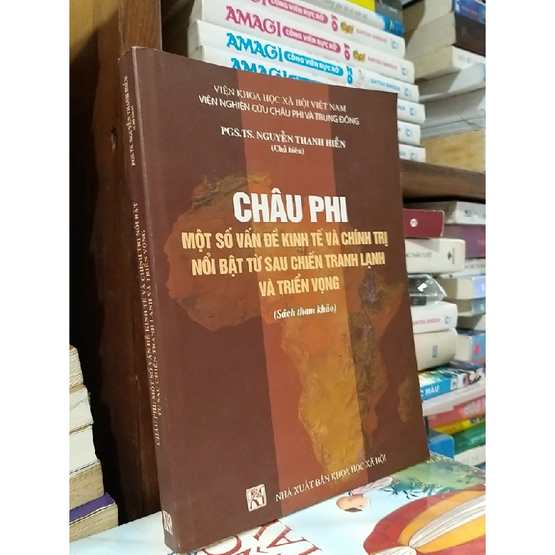 Châu Phi một số vấn đề kinh tế và chính trị nổi bật từ sau chiến tranh lạnh và triển vọng - PGS. TS. Nguyễn Thanh Hiền 540944