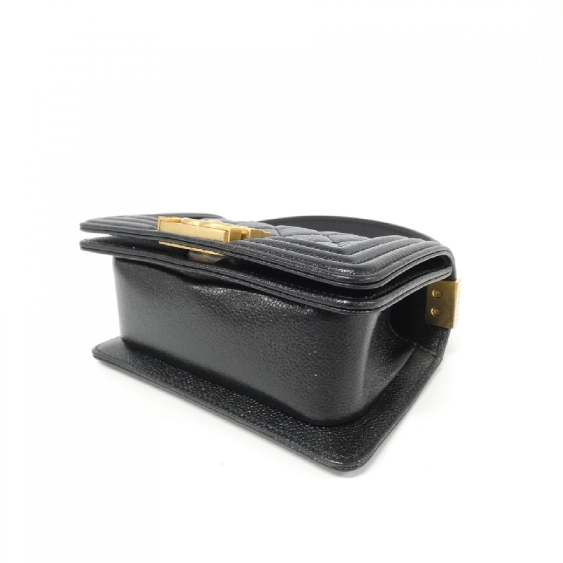 Túi xách Chanel Boy Chanel Line 67364 613558