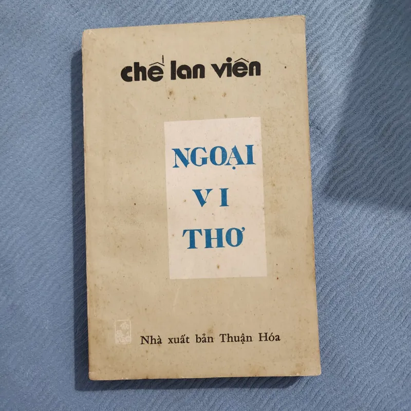 Ngoại vi thơ | chế lan viên  1001598