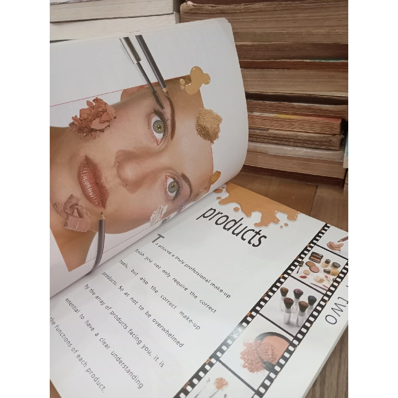 The make-up book - Joy Terri 1026886