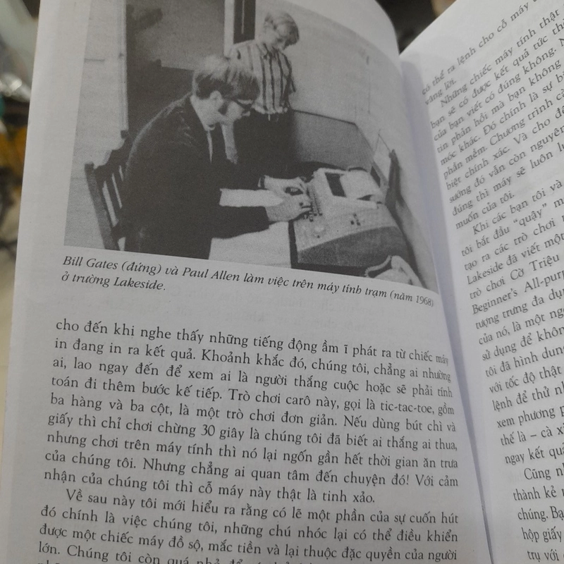 Bill Gates - CON ĐƯỜNG PHÍA TRƯỚC (the all time best - selling Book) 377907