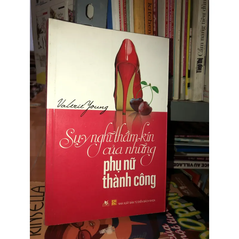 Suy nghĩ thầm kín của những phụ nữ thành công - Valerie Young 707864