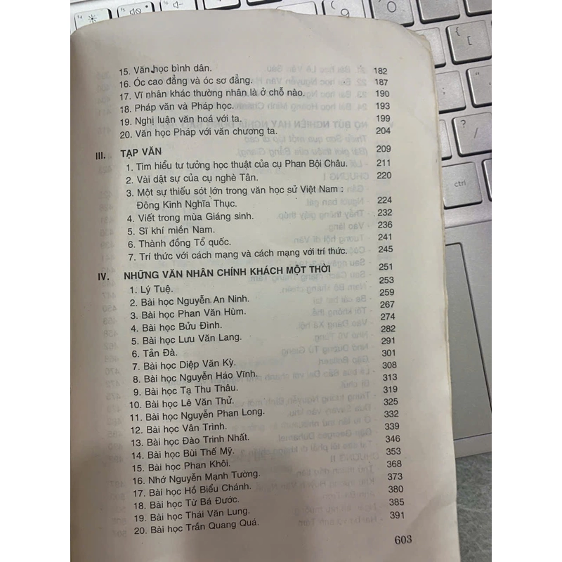 NGHỆ THUẬT VÀ NHÂN SINH 502939