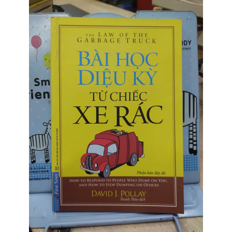 Sách: Bài học kì diệu từ chiếc xe rác (B1) Tác giả: David J.Pollay 693113