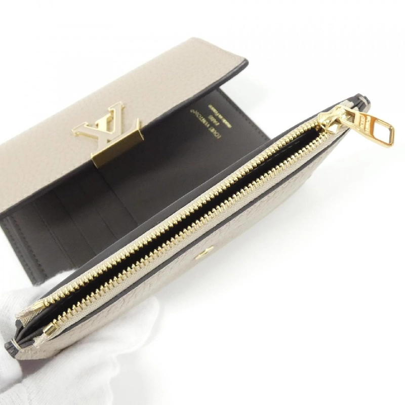 Ví Louis Vuitton Portefoy Capucines Compact M62159 620842