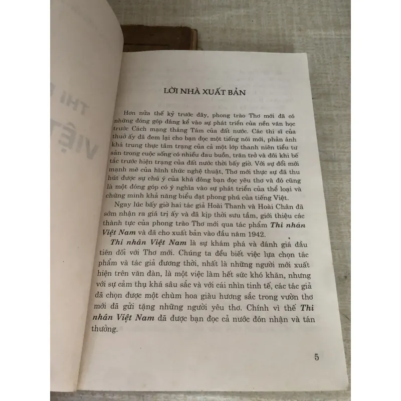 Thi nhân Việt Nam 995095