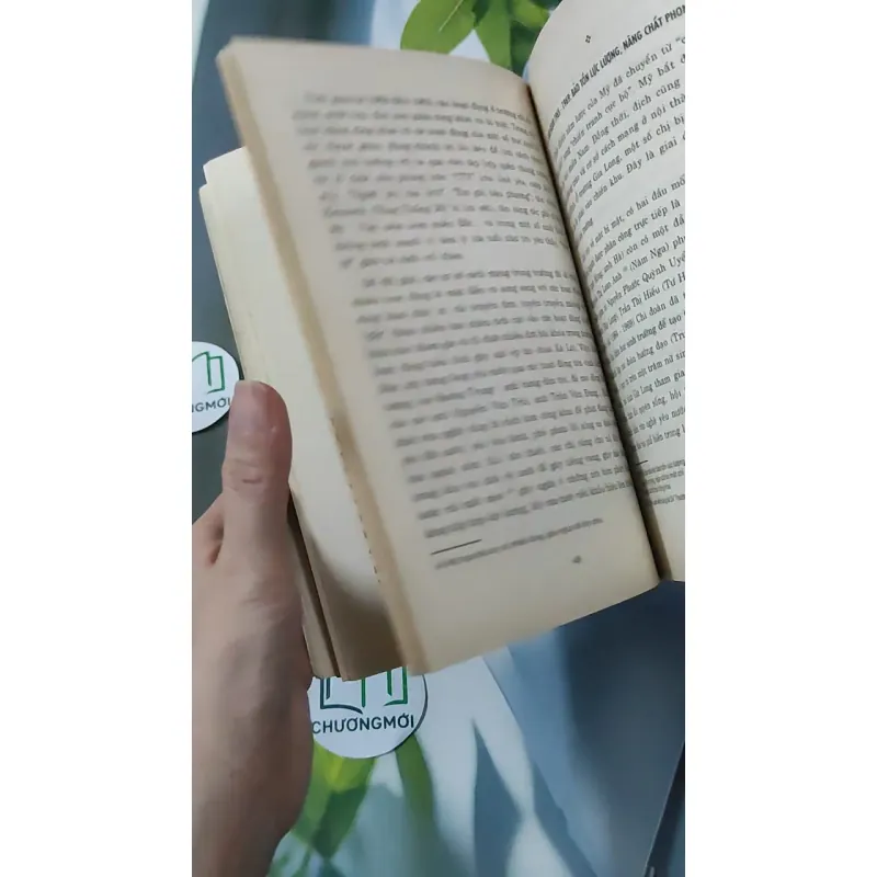 Nữ Sinh Sài Gòn - Một Thời Để Nhớ (1945-1975) 928610