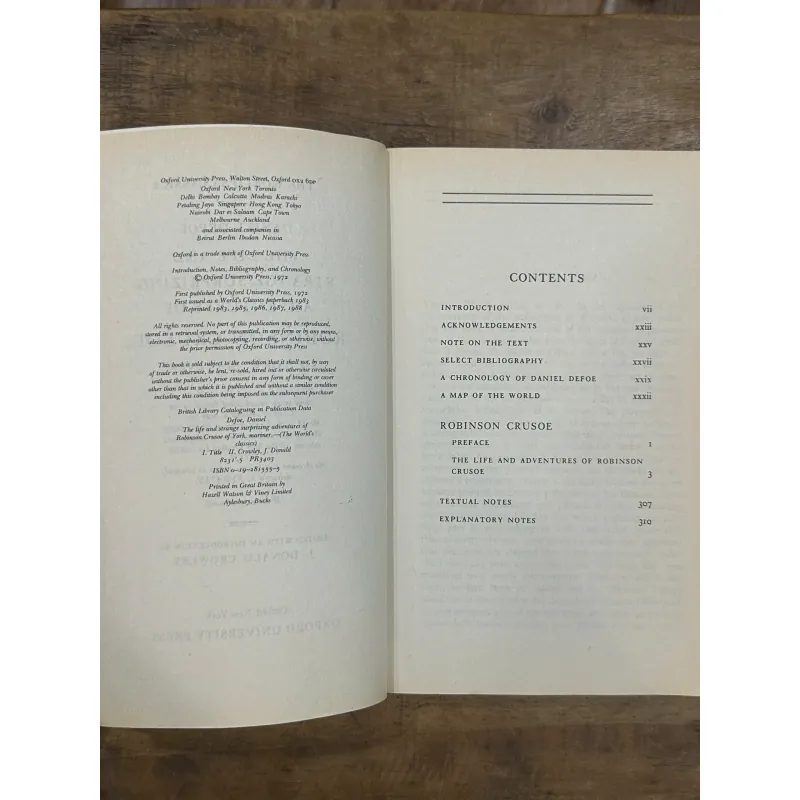 Robinson Crusoe - Daniel Defoe (Oxford World's Classics) 731636