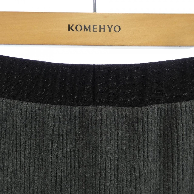 Chân váy GABARDINE K.T - Hàng hiệu Authentic 820392