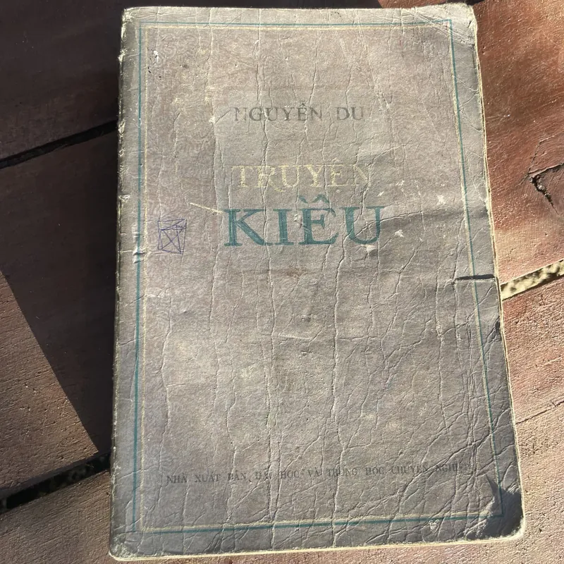 TRUYỆN KIỀU- HÀ HUY GIÁP GIỚI THIỆU NGUYỄN THẠCH GIANG - KHẢO ĐÌNH VÀ CHÚ THÍCH 697514