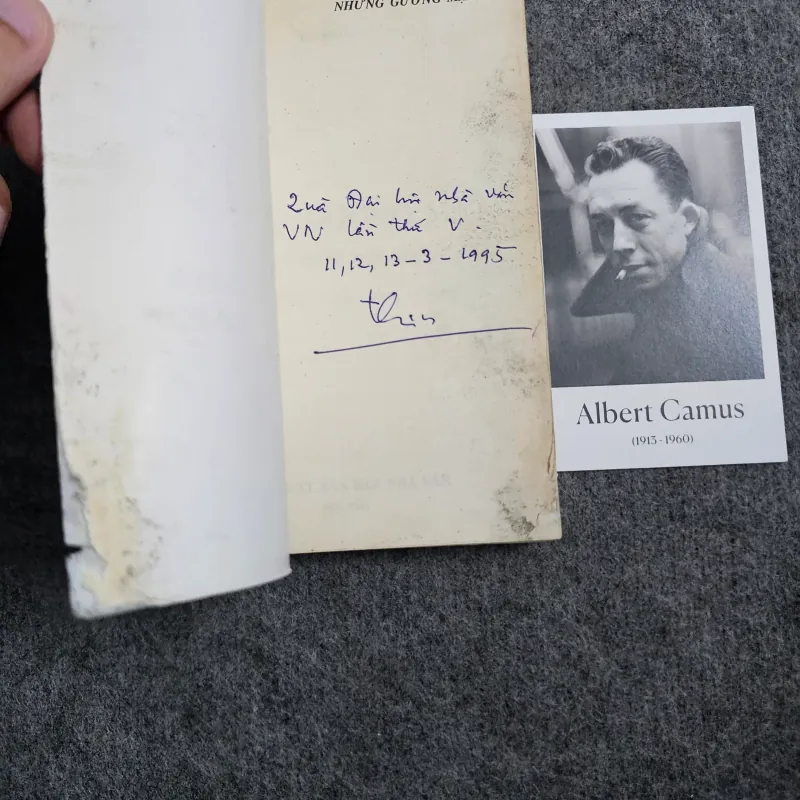 Những gương mặt khác - Tô Hoài 1019494