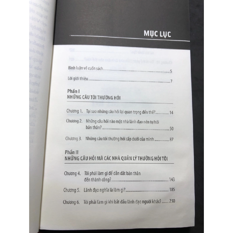 Lãnh đạo giỏi hỏi câu hay 2017 mới 80% cong ẩm nhẹ góc dưới John C.Maxwell HPB1308 KỸ NĂNG 202565