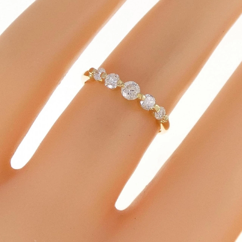 Nhẫn kim cương K18YG 0.32CT 672426