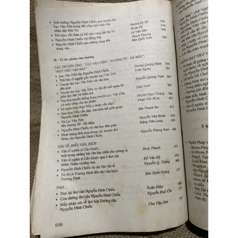 Nguyễn đình Chiểu: tác gia và tác phẩm sức khổ lớn- 700 trang  933845