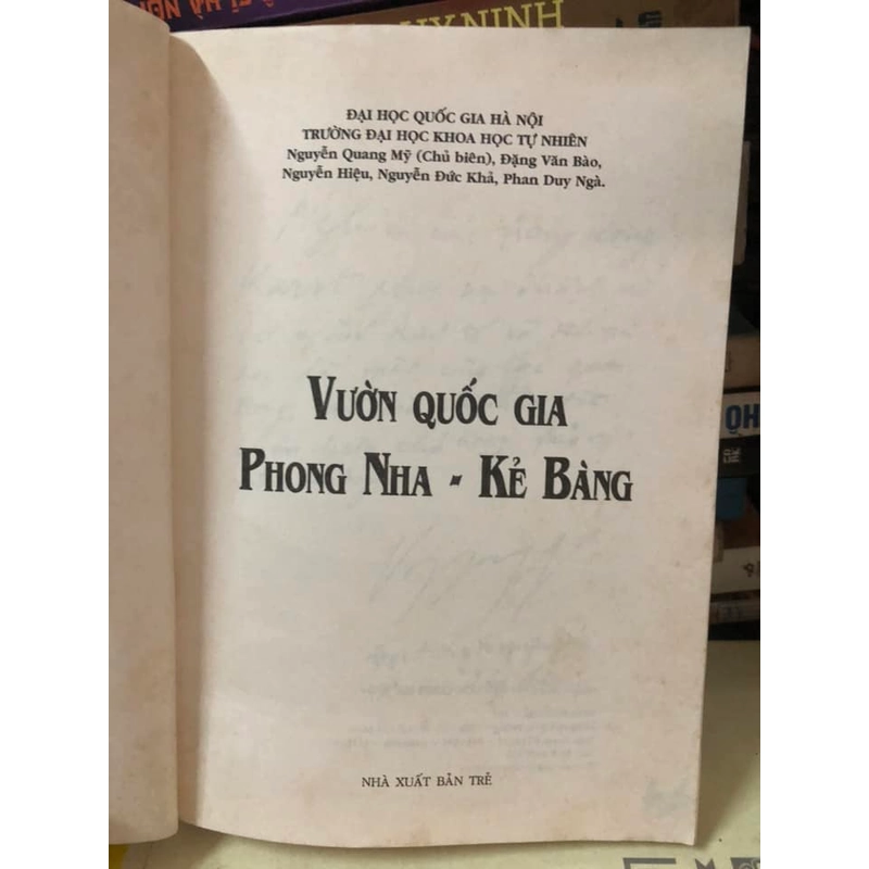 Lô sách di sản Vườn quốc gia Phong Nha Kẻ Bàng và Thánh Địa Mỹ Sơn 305936