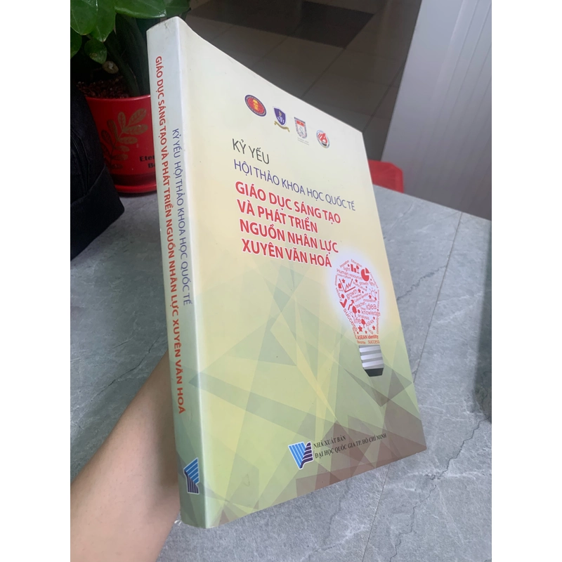 Giáo dục sáng tạo và phát triển nguồn nhân lực xuyên văn hóa  290530