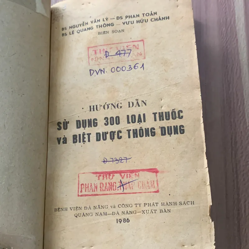 Hướng dẫn sử dụng 300 loại thuốc và biệt dược  622326