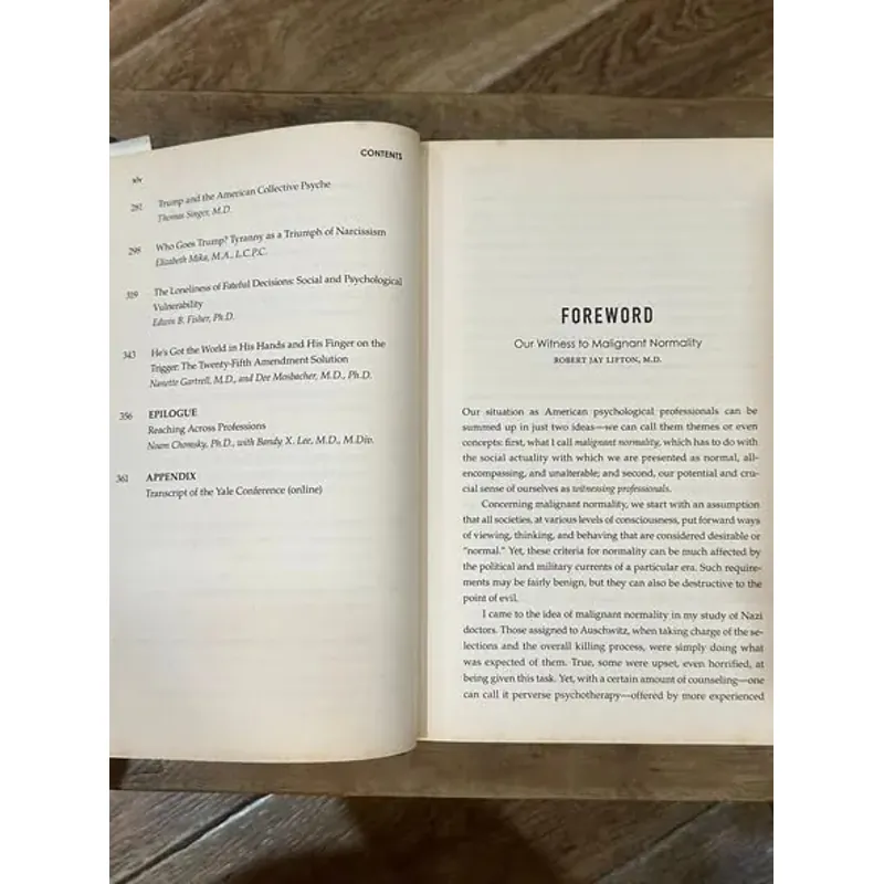 The Dangerous Case of Donald Trump - Bandy X. Lee (Editor) 730896