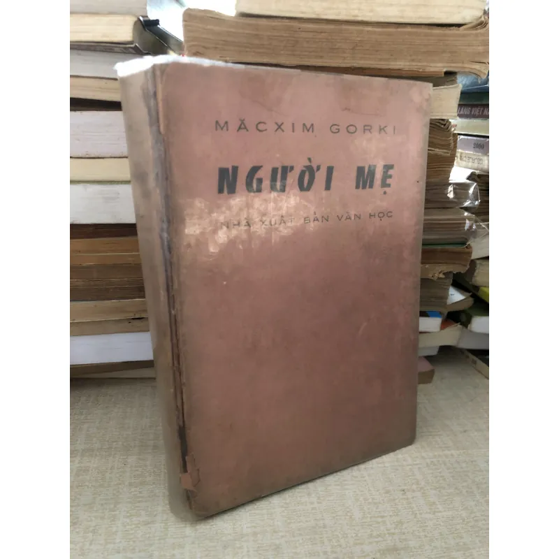 Người mẹ của tác giả Măcxim Gorki 997205