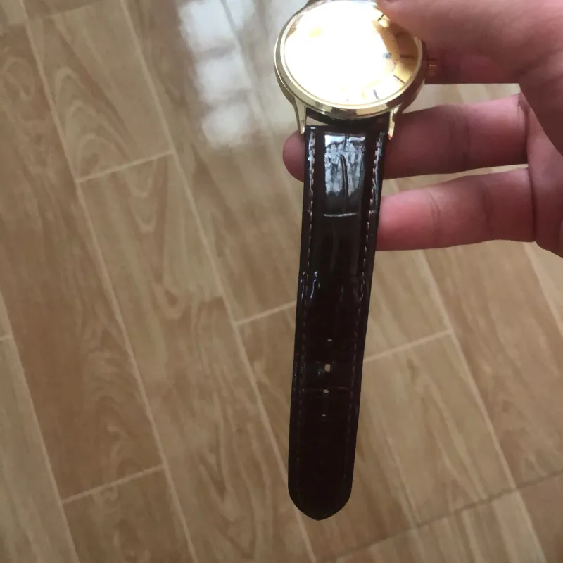 Đồng hồ da nam giới Omega Constellation màu vàng 926749