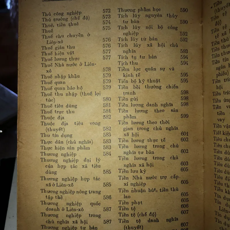 Từ điển kinh tế  788874