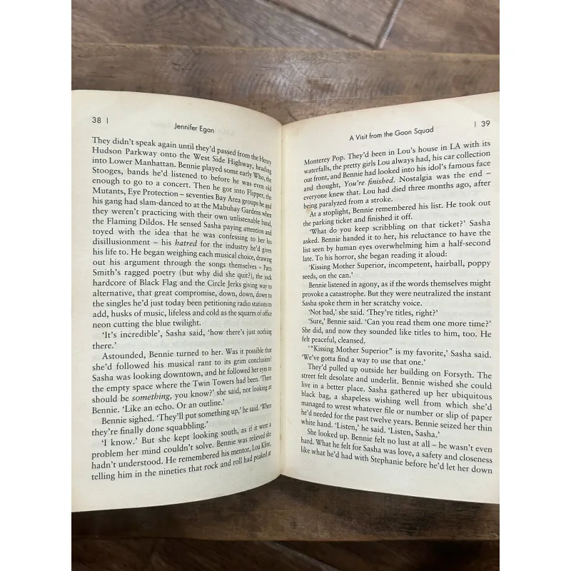 A Visit from the Goon Squad  - Jennifer Egan 736186