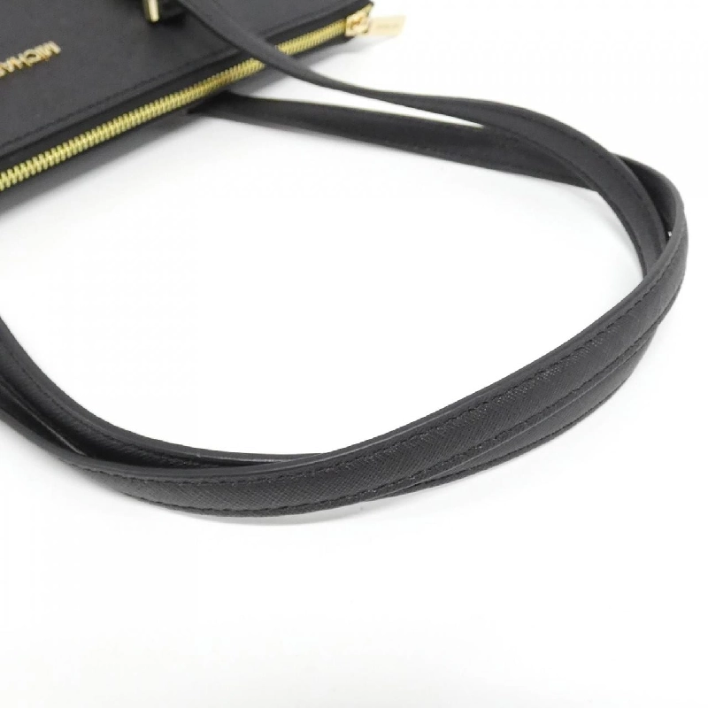 【Sản phẩm mới】Michael Michael Kors CHARLOTTE 35T0GCFT7L Túi 618135